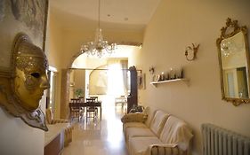 Domus Ponte casa antica ed elegante in pieno centro storico